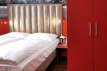 هتل Amedia Express Graz Airport, Trademark Collection By Wyndham