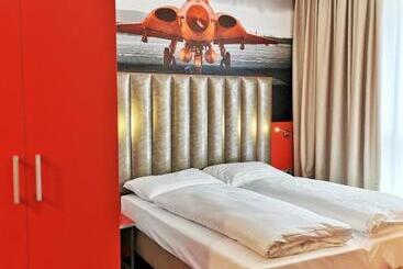 هتل Amedia Express Graz Airport, Trademark Collection By Wyndham