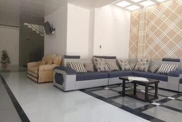 هاستل Hostal Alvasar