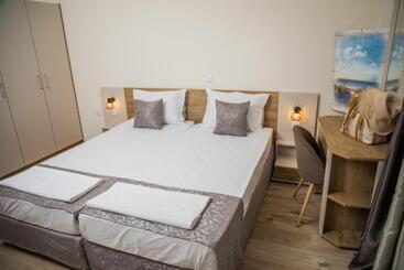 هتل Allure Beach Resort Apart