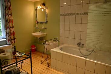 هتل Auberge De Bouvignes