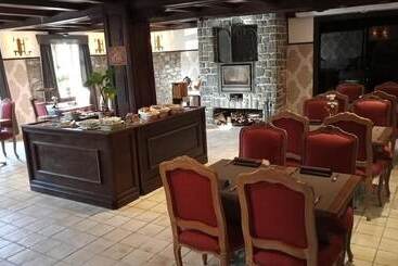 هتل Auberge De Bouvignes