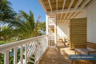 هتل Grassy Flats Resort & Beach Club
