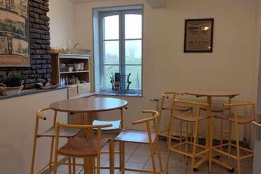 هاستل Auberge De Jeunesse La Hulotte