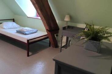 هاستل Auberge De Jeunesse La Hulotte