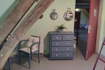 هاستل Auberge De Jeunesse La Hulotte