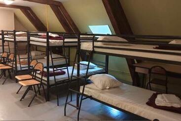 هاستل Auberge De Jeunesse La Hulotte