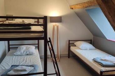 هاستل Auberge De Jeunesse La Hulotte