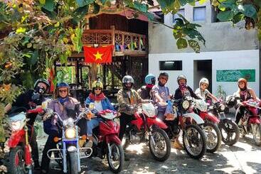 هاستل Nomadders Ha Giang
