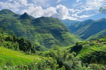 هاستل Nomadders Ha Giang