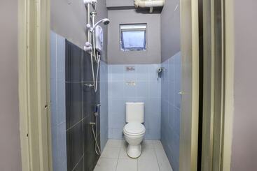 پانسیون Spot On 89751 Bed Station Guest House   Hostel