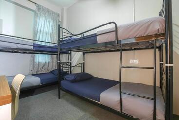 پانسیون Spot On 89751 Bed Station Guest House   Hostel