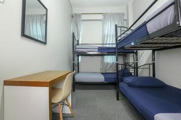 پانسیون Spot On 89751 Bed Station Guest House   Hostel