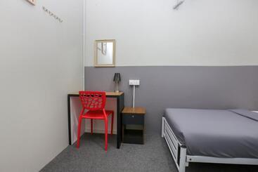 پانسیون Spot On 89751 Bed Station Guest House   Hostel