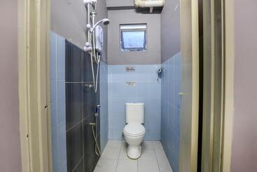 پانسیون Spot On 89751 Bed Station Guest House   Hostel