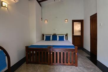 هتل Blue Lotus Galle