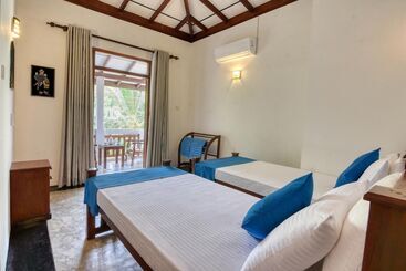 هتل Blue Lotus Galle