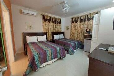 پانسیون The Golden Gate Inn