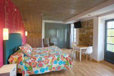 Apartamentos La Llongar - Infiesto