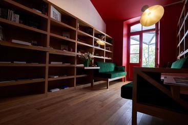 تختخواب و صبحانه Chasse Spleen Les Chambres