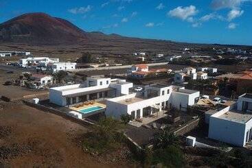 تختخواب و صبحانه Maar House Lajares