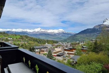 هتل Alpenrose