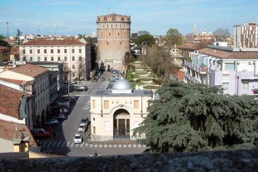 پانسیون Casa Al Carmine