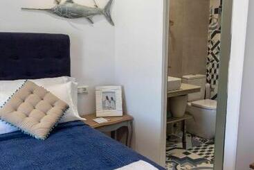 پانسیون Hostal Boutique Olvido 22 Adults Only
