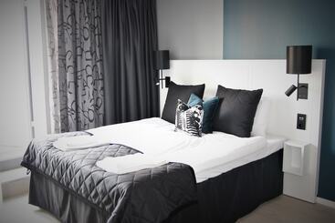 Sky Hotel City Apartments