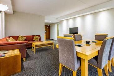 Отель African Sky Newcastle Inn