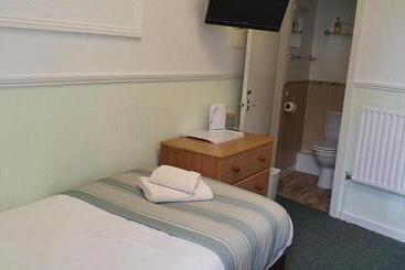 پانسیون Corbiere Guest House