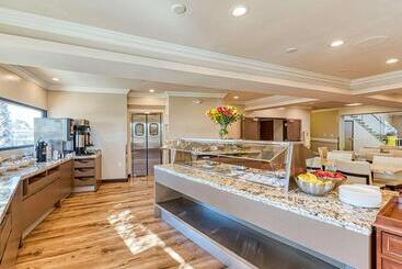 Amanzi Hotel, Ascend Hotel Collection