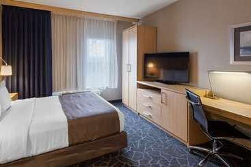 هتل Best Western Eau Claire South