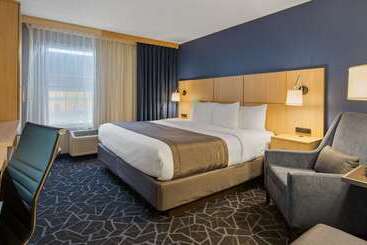 هتل Best Western Eau Claire South