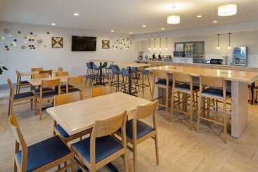 هتل Best Western Eau Claire South