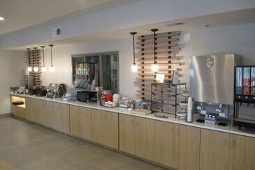 هتل Best Western Eau Claire South