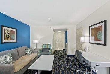 Best Western Plus Lake Lanier Gainesville Hotel & Suites