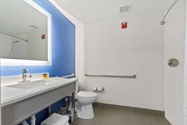 Best Western Plus Lake Lanier Gainesville Hotel & Suites