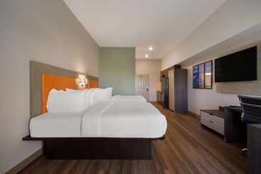 هتل Spark By Hilton Destin