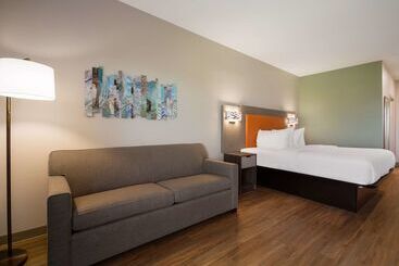 هتل Spark By Hilton Destin