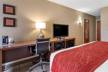 هتل Comfort Inn Biltmore West