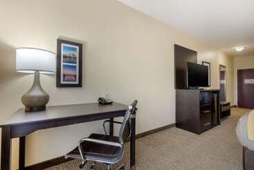 هتل Comfort Inn & Suites North Little Rock Mccain Mall
