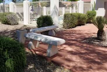 هتل Comfort Inn & Suites Tempe Phoenix Sky Harbor Airport