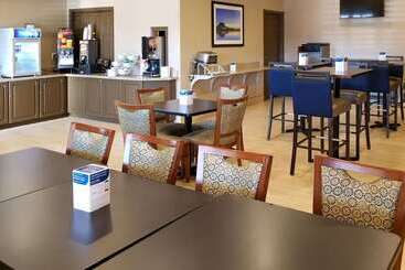 هتل Comfort Inn & Suites Tempe Phoenix Sky Harbor Airport