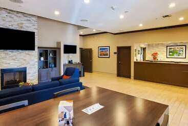 هتل Comfort Inn & Suites Tempe Phoenix Sky Harbor Airport