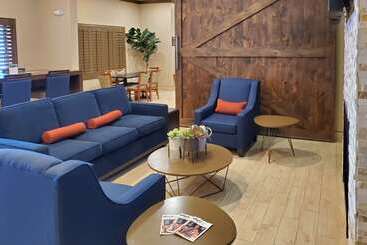 هتل Comfort Inn & Suites Tempe Phoenix Sky Harbor Airport