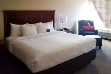 هتل Comfort Inn & Suites Tempe Phoenix Sky Harbor Airport