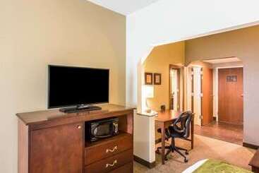 ホテル Comfort Suites Cookeville
