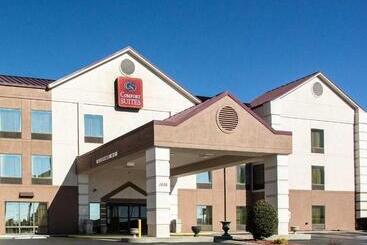 ホテル Comfort Suites Cookeville