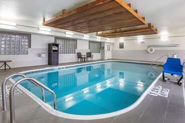 هتل Comfort Suites Fort Collins Near University